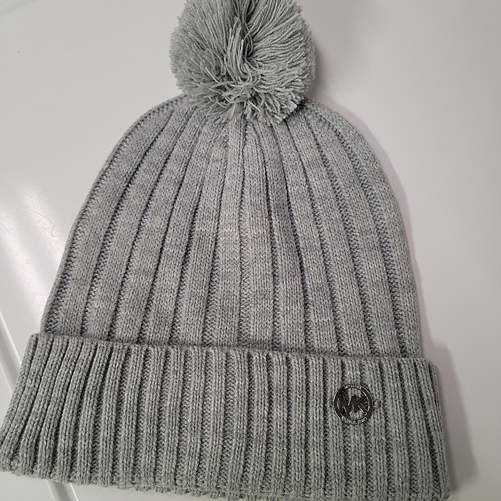 Michael Kors hat